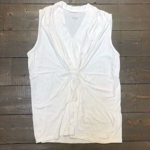 🖤 3/$20 Cleo White Sleeveless Top